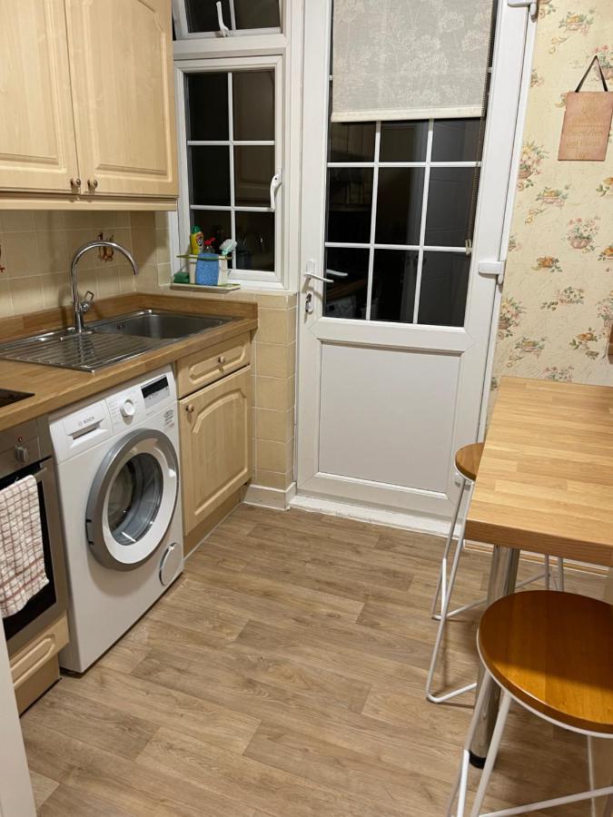 Hendon Park Apartments In London The Hyde Εξωτερικό φωτογραφία